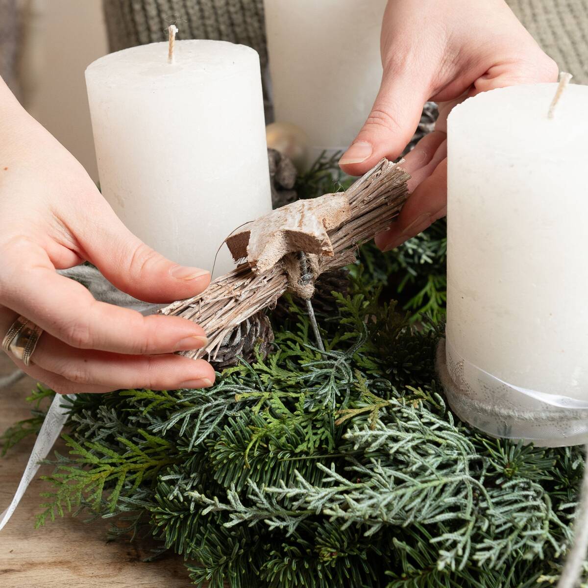 Adventskranz "Eleganz im Skandi-Stil“ - Image 6